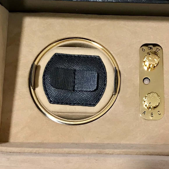 Wolf Designs Double Watch Winder Storage Box Black - Picture 7 of 12